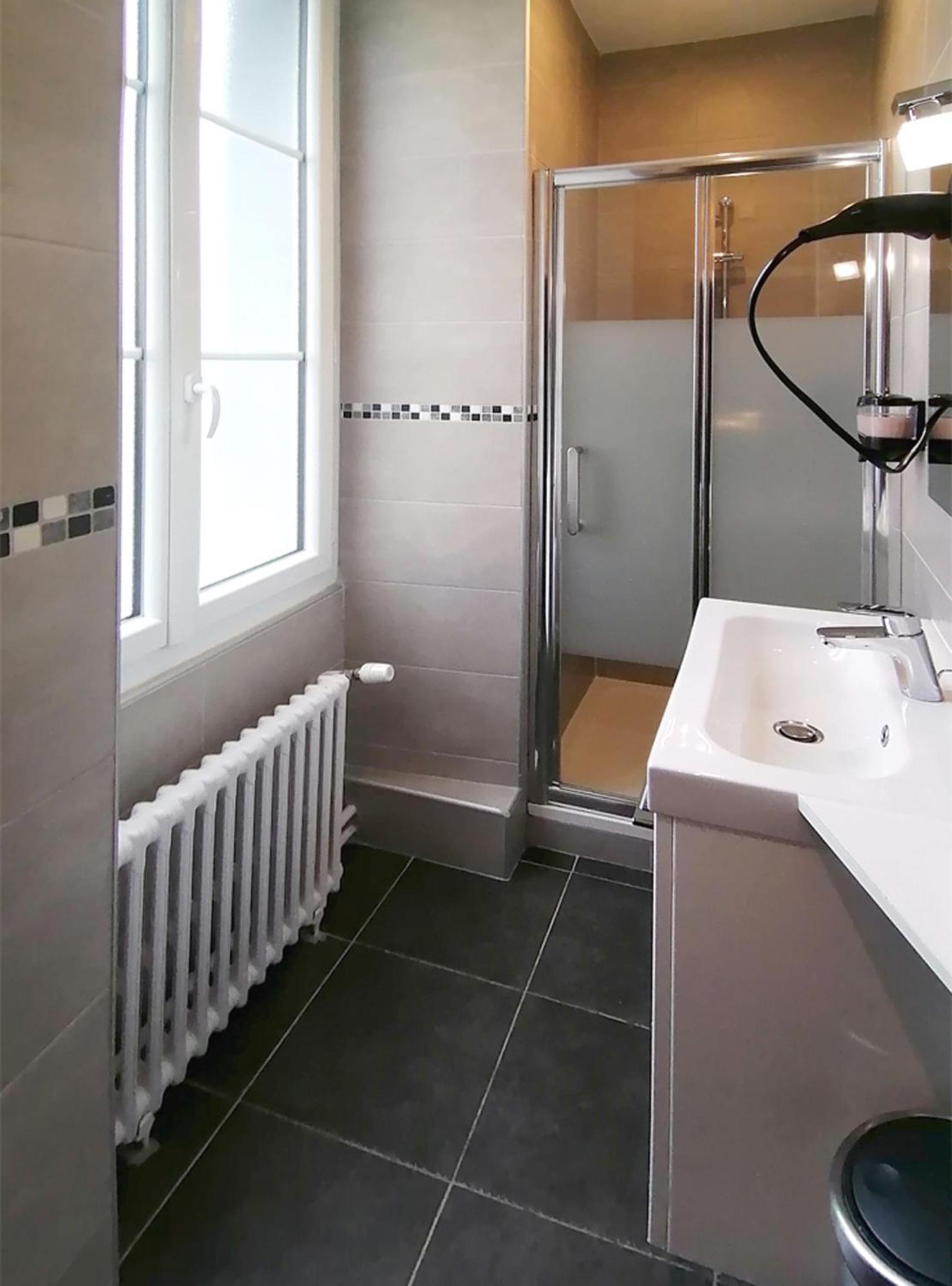Hotel Le Dormeux Mehun-sur-Yevre エクステリア 写真