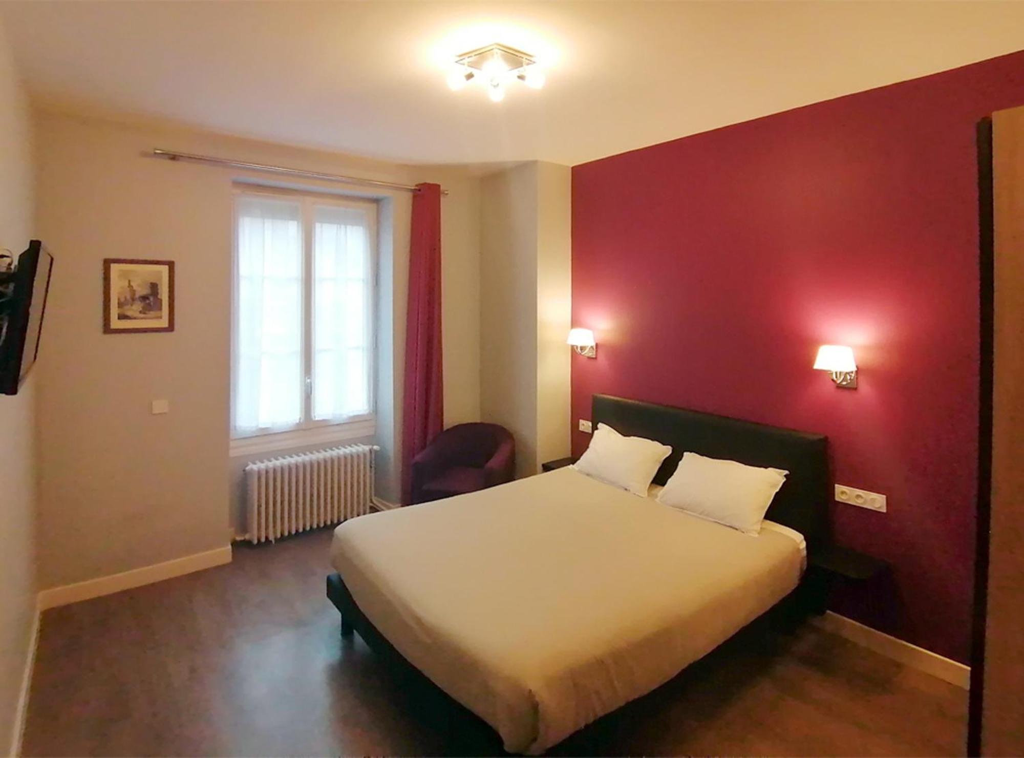Hotel Le Dormeux Mehun-sur-Yevre エクステリア 写真