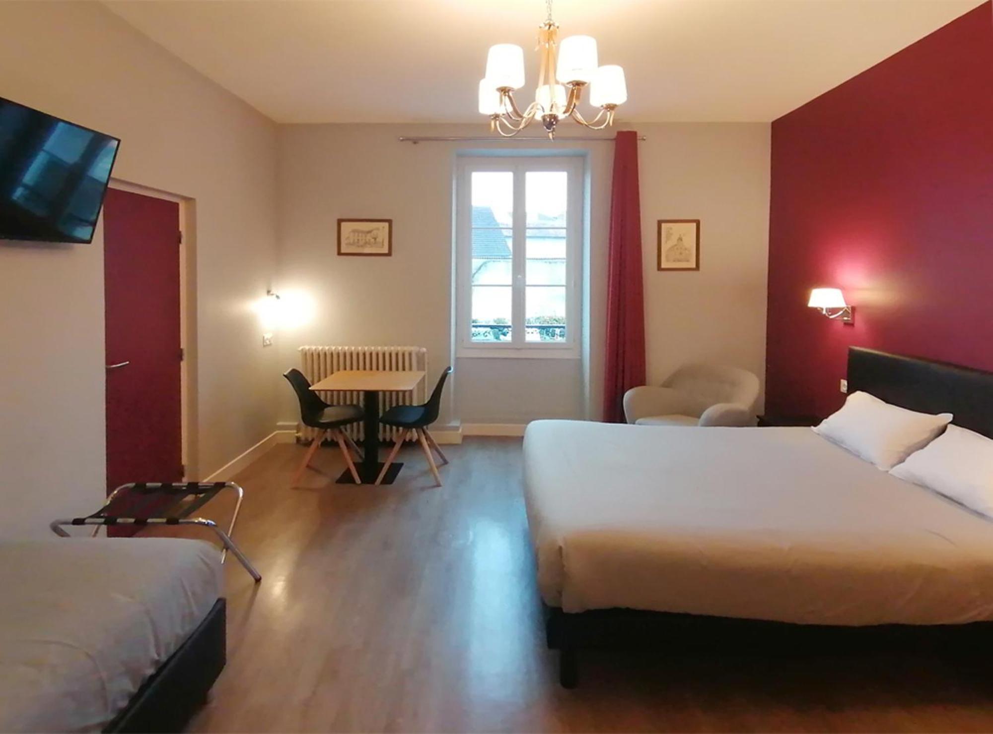 Hotel Le Dormeux Mehun-sur-Yevre エクステリア 写真